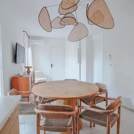 Apartment Nocnoc - Le Lume - Atypique T4 Avec Balcon En Ville, Au Calme *