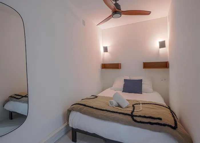 Apartment Nocnoc - Le Lume - Atypique T4 Avec Balcon En Ville, Au Calme *